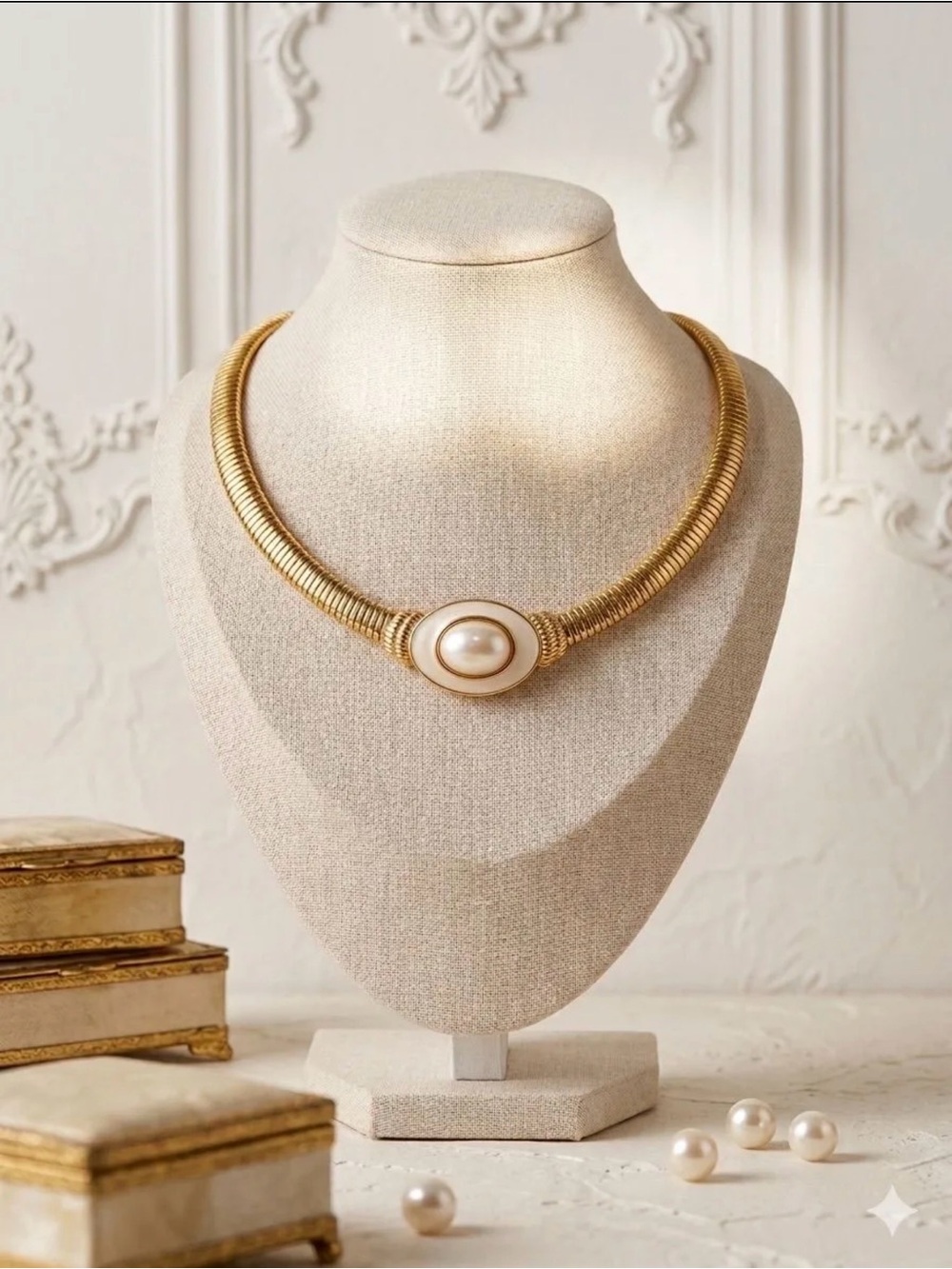 Monet Signed Gold-Tone Necklace with Ivory Pearl Center